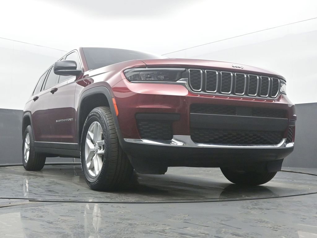 Used 2023 Jeep Grand Cherokee L Laredo image 55