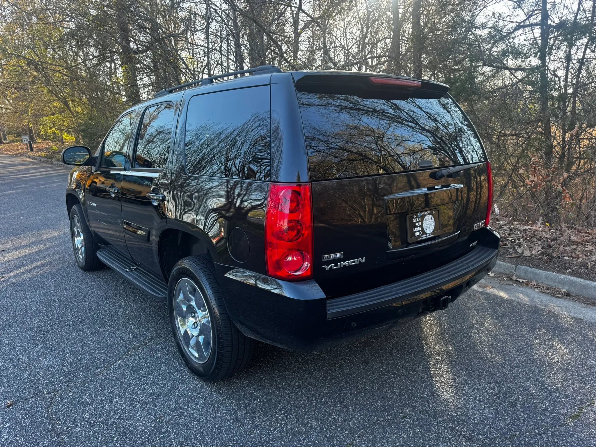 Used 2008 GMC Yukon SLE w/ Convenience Package image 4