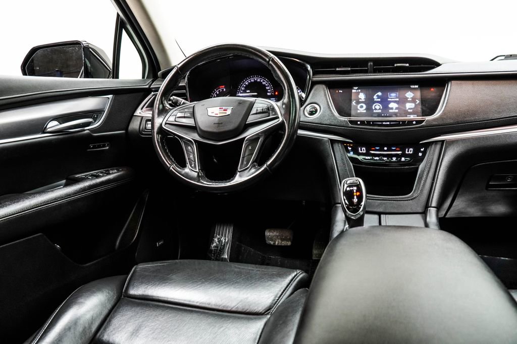 Used 2019 Cadillac XT5 Premium Luxury image 24
