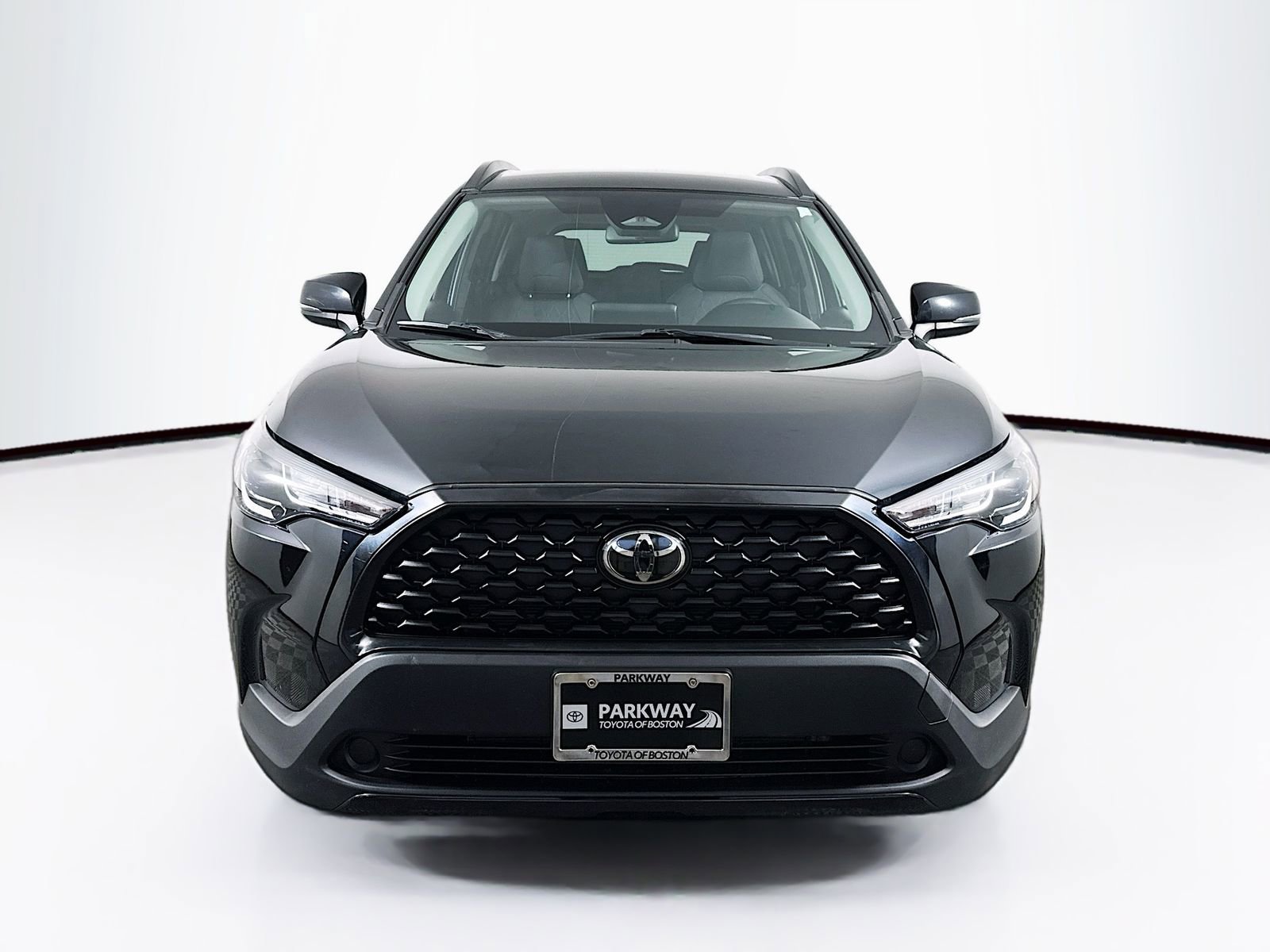 Certified 2023 Toyota Corolla Cross LE image 2