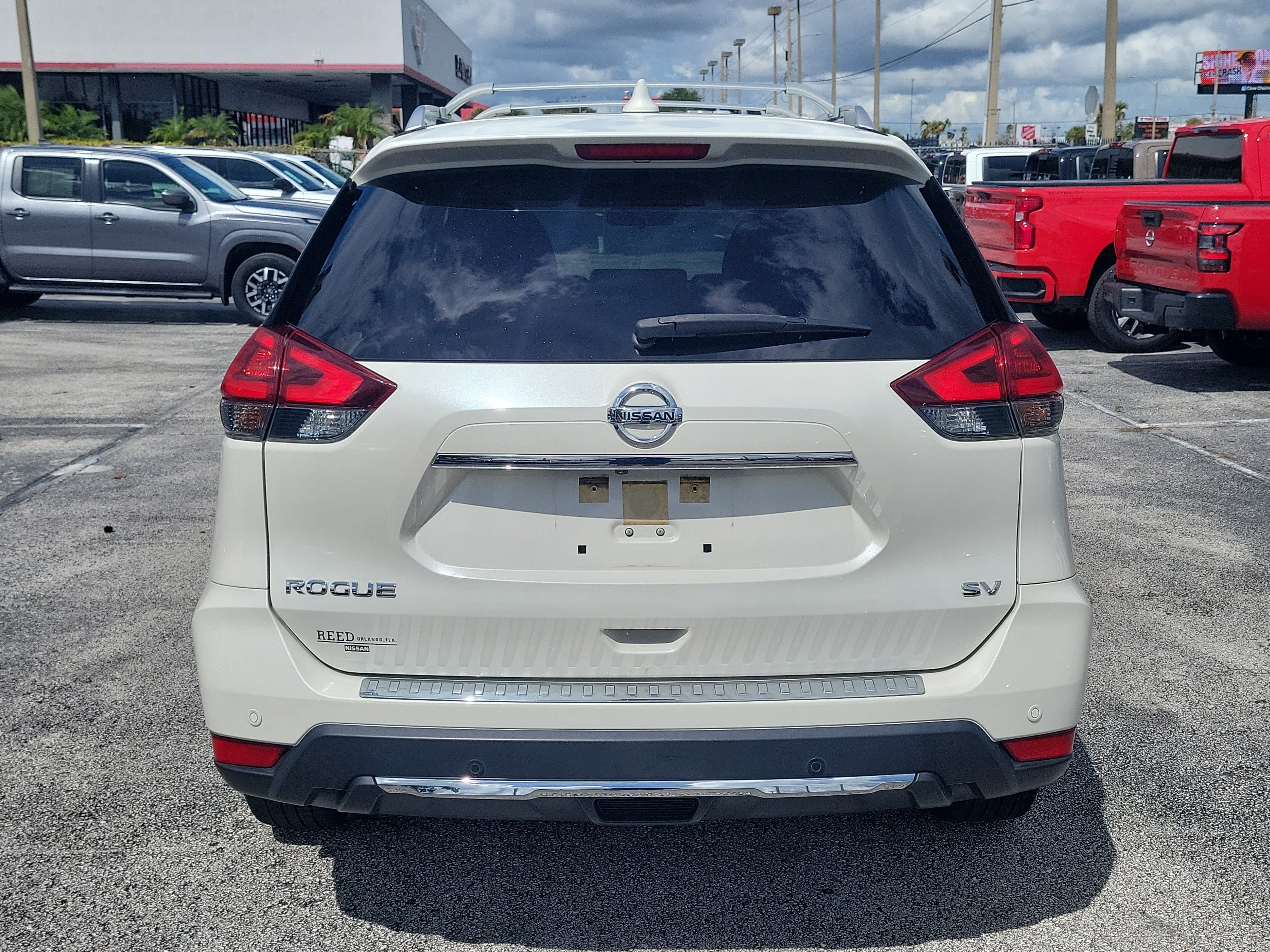 Certified 2019 Nissan Rogue SV FWD image 6
