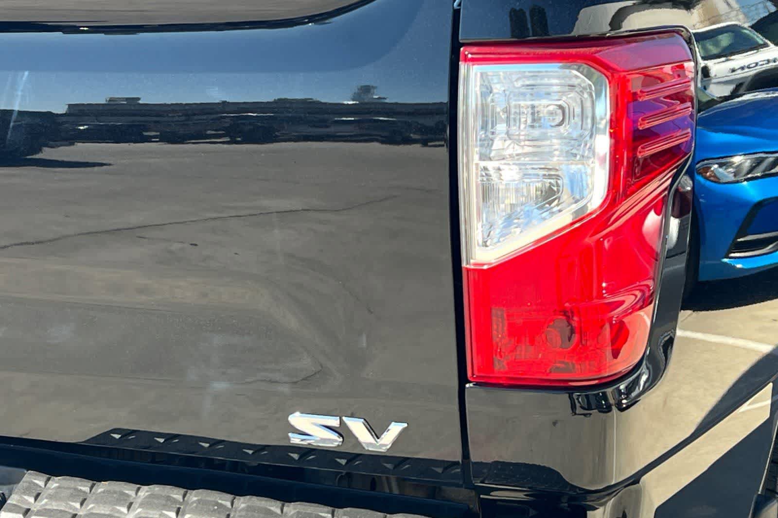 Certified 2021 Nissan Titan SV w/ SV Convenience Package image 17