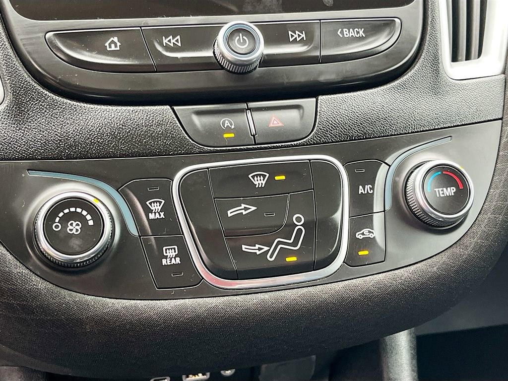 Used 2024 Chevrolet Malibu RS image 15