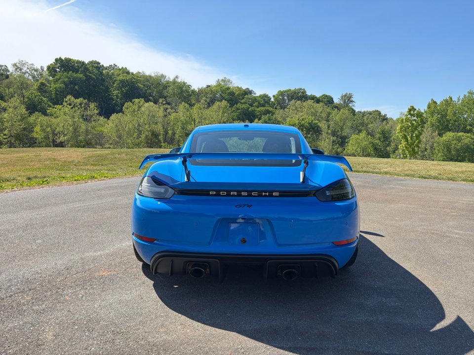 Certified 2022 Porsche 718 Cayman GT4 RWD image 6