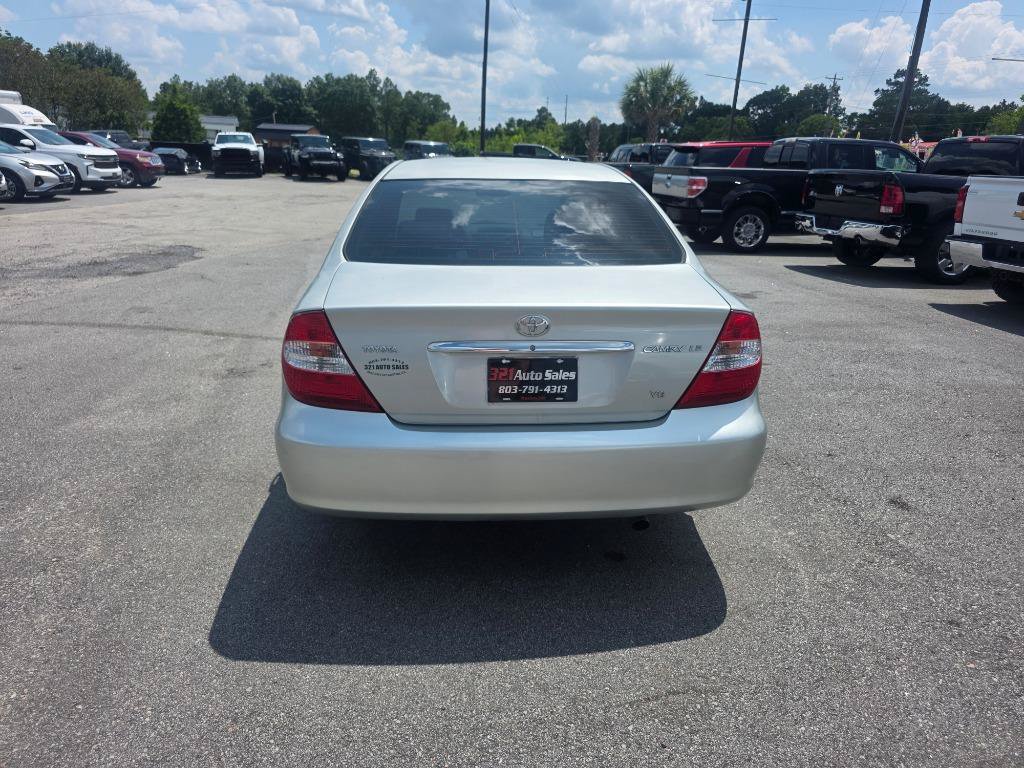 Used 2002 Toyota Camry LE FWD image 3