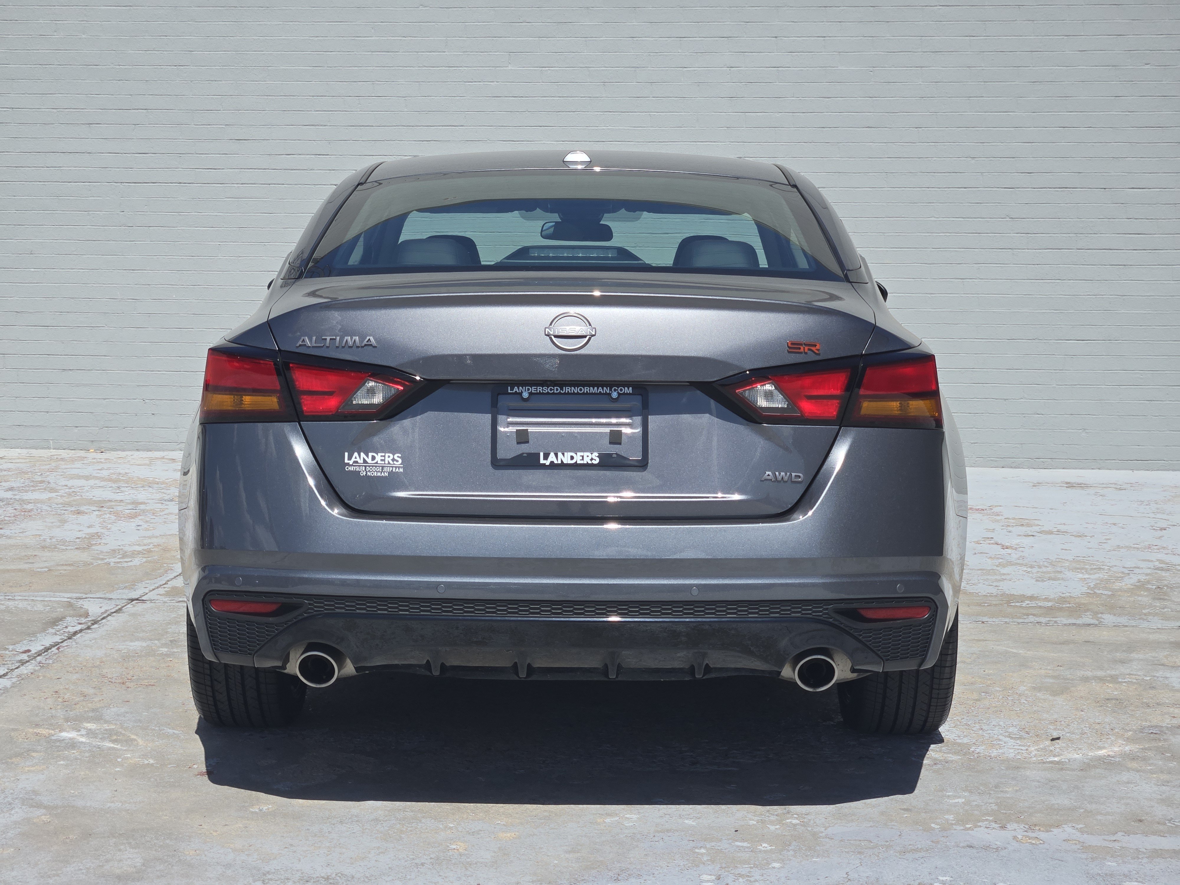 Used 2025 Nissan Altima 2.5 SR AWD/4WD image 7