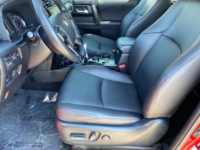 Used 2023 Toyota 4Runner TRD Off-Road Premium w/ Off Road Premium Plus Package AWD/4WD image 11