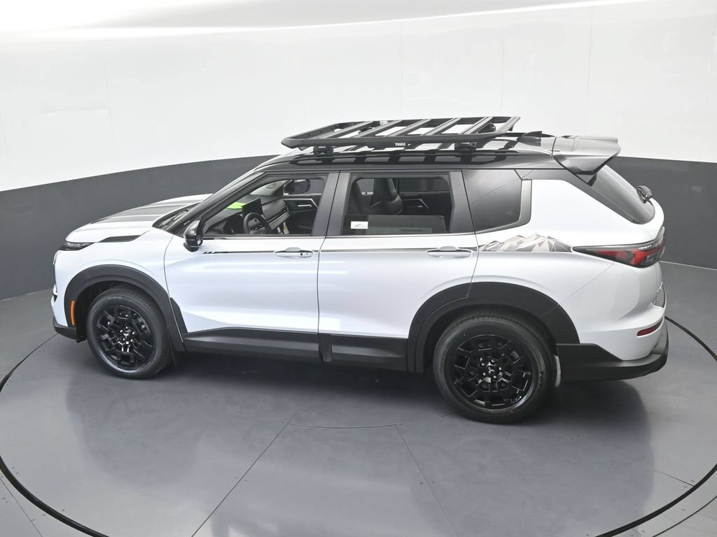 New 2026 Mitsubishi Outlander AWD image 57