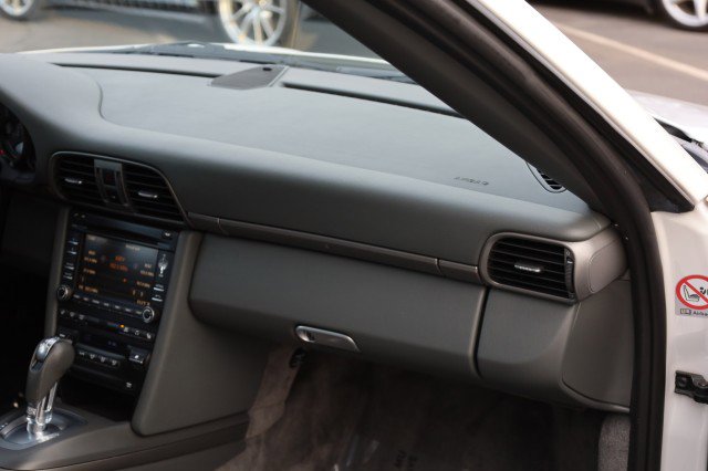 Used 2009 Porsche 911 Carrera image 38