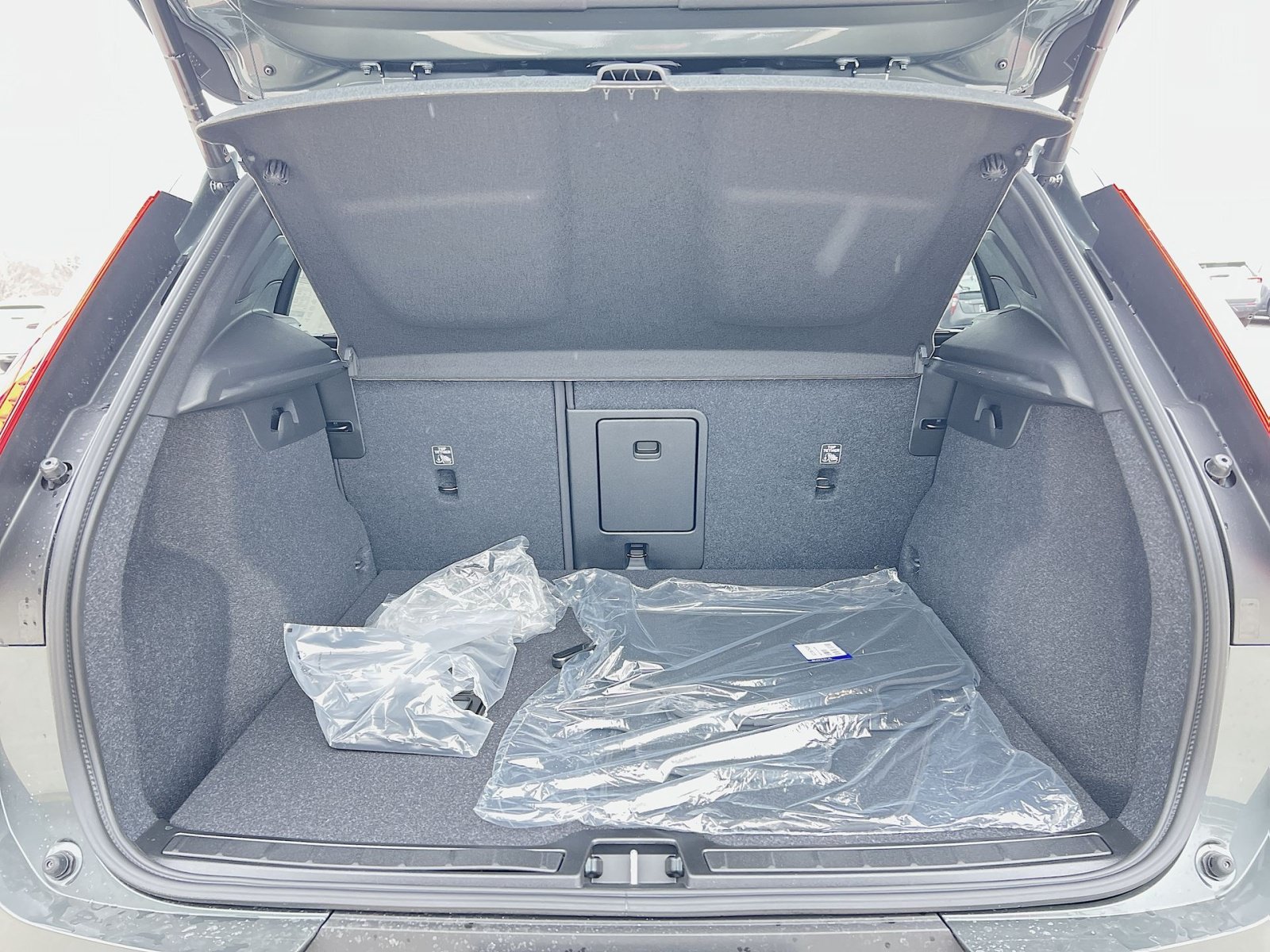 New 2026 Volvo XC40 B5 Core AWD/4WD image 26
