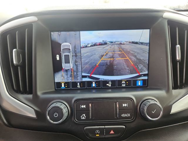 Used 2023 GMC Terrain SLT w/ Tech Package image 21