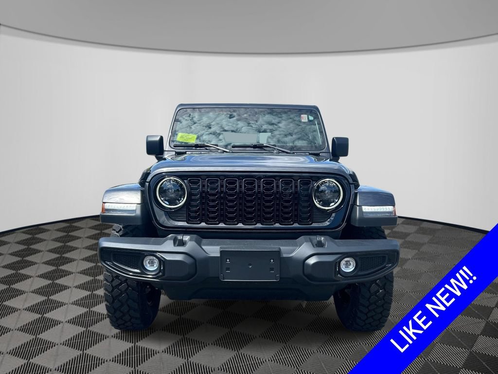 Certified 2025 Jeep Gladiator Sport AWD/4WD image 8