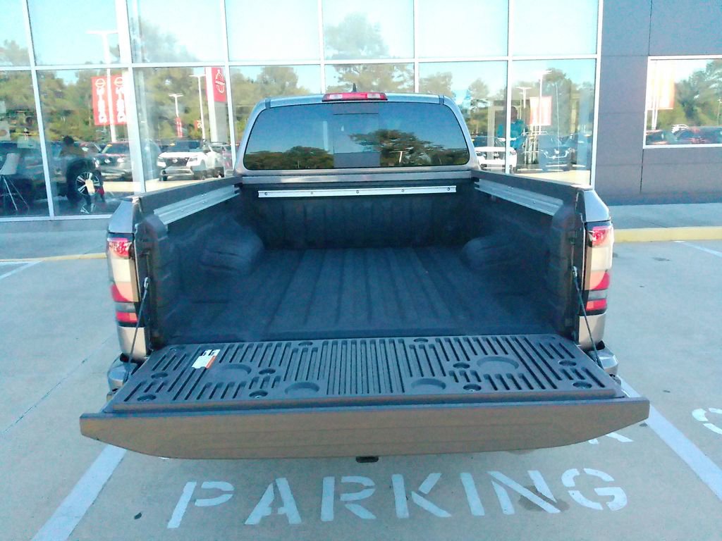 New 2026 Nissan Frontier PRO-4X w/ Pro-4x Convenience Package image 18