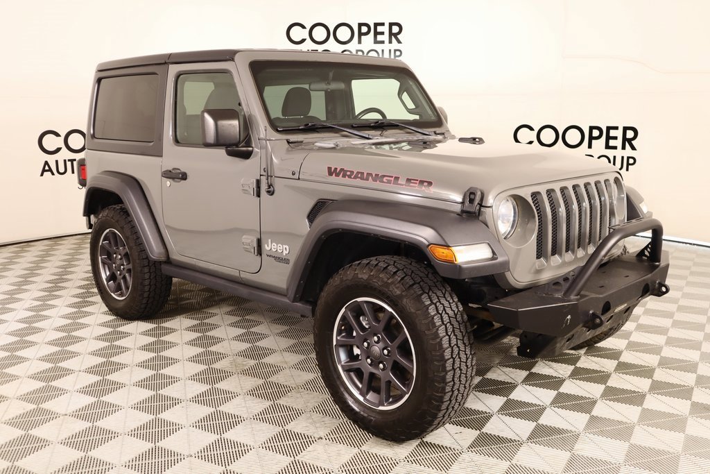 Used 2020 Jeep Wrangler Sport video 1