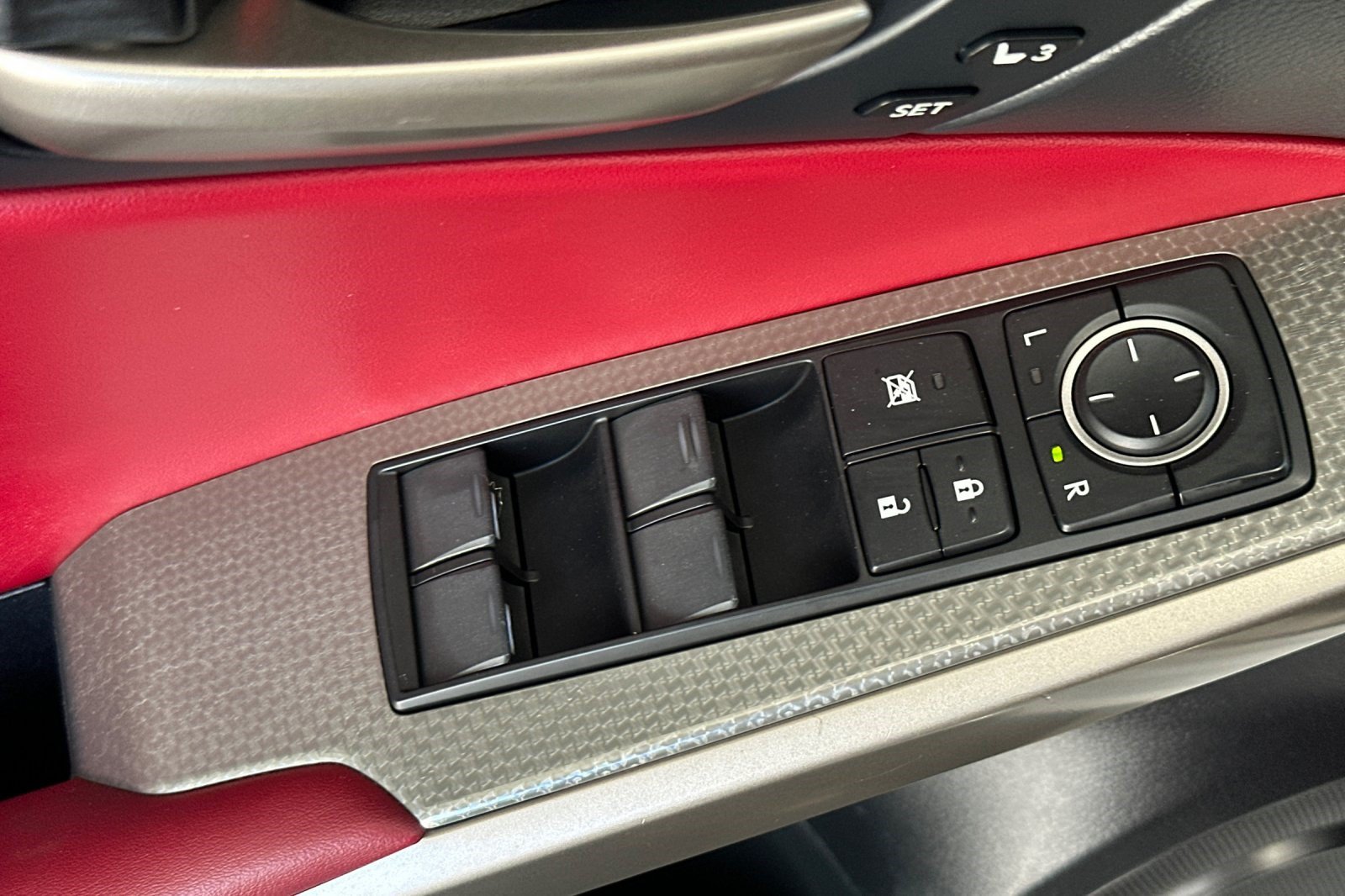 Used 2018 Lexus IS 300 F Sport RWD image 13
