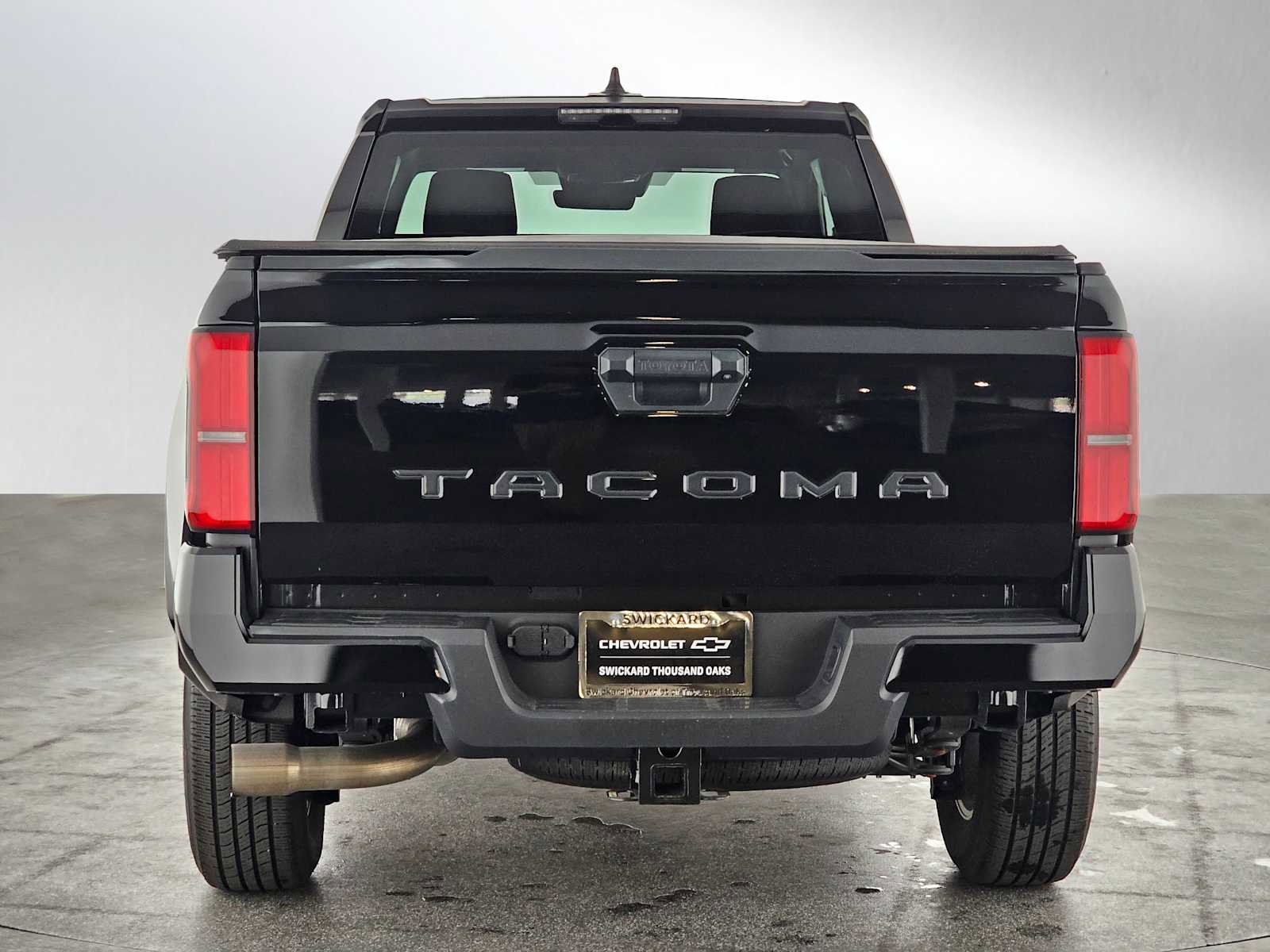 Used 2025 Toyota Tacoma SR5 RWD image 4
