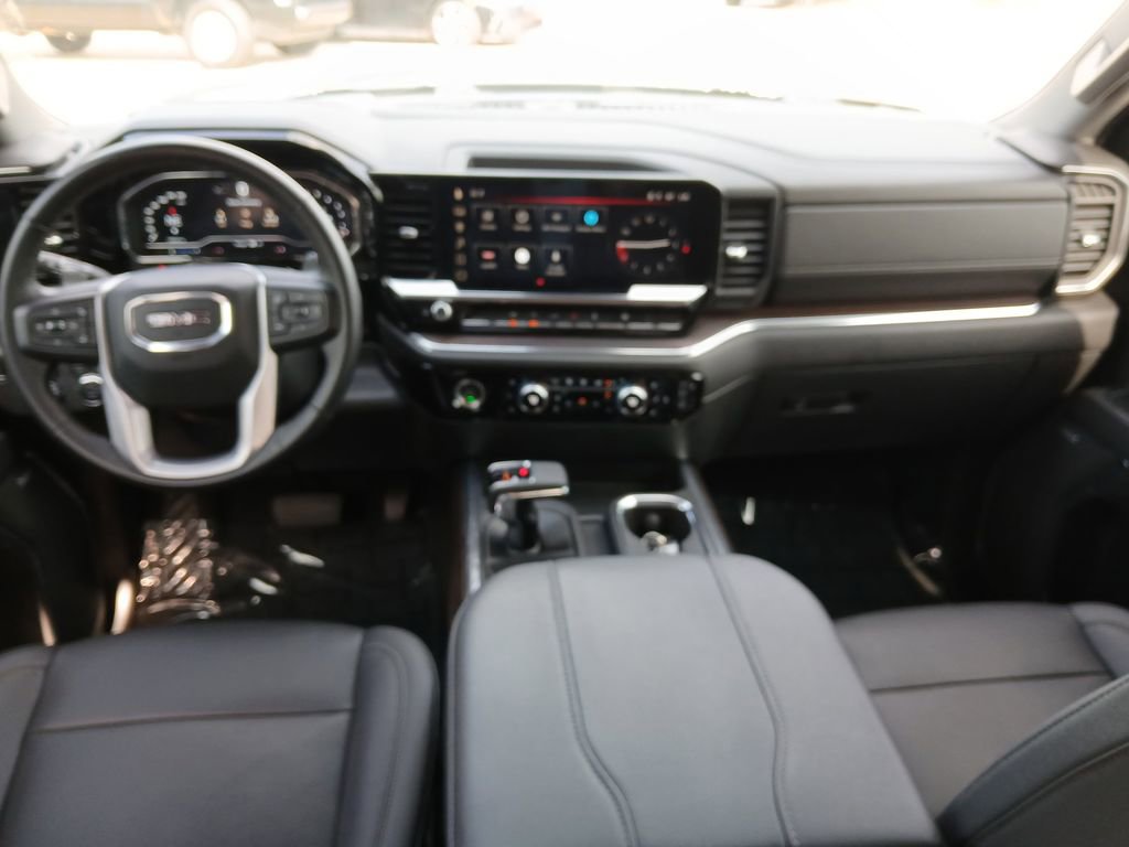 Used 2023 GMC Sierra 1500 SLT image 9