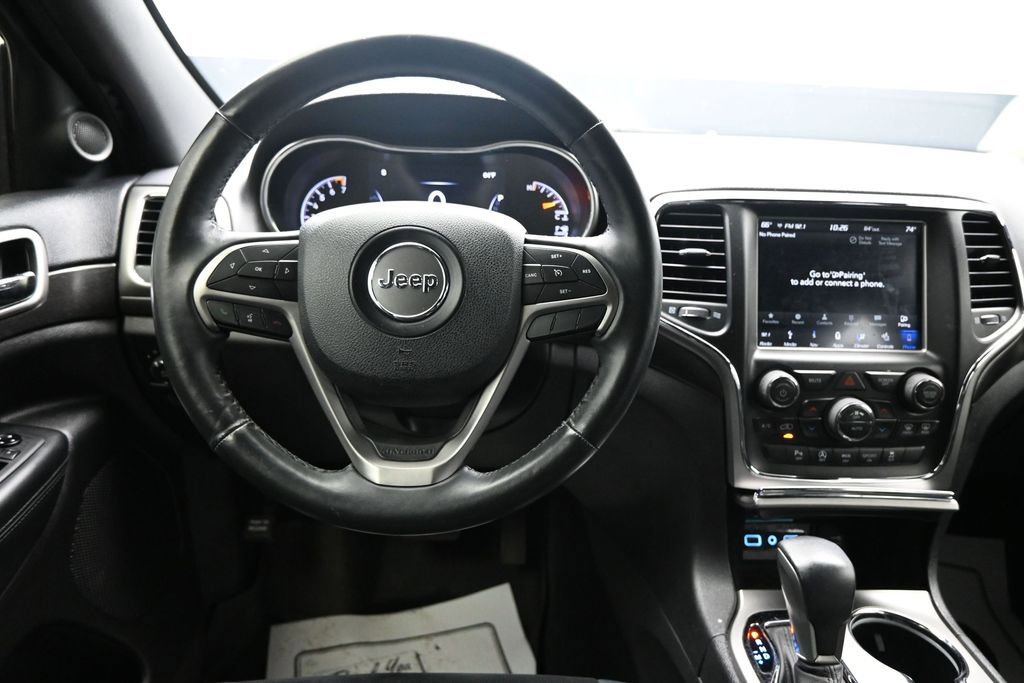 Used 2018 Jeep Grand Cherokee Altitude AWD/4WD image 13