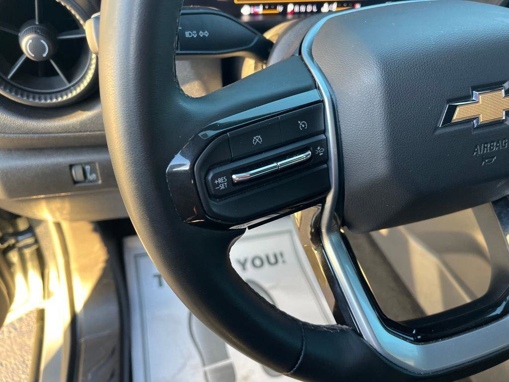 Used 2025 Chevrolet Colorado W/T w/ WT Convenience Package II image 9