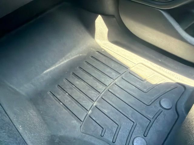 Used 2023 Jeep Grand Cherokee Limited AWD/4WD image 34