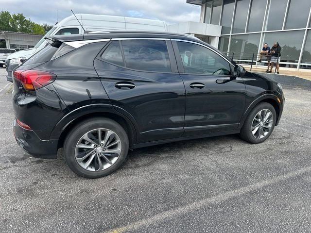 Certified 2022 Buick Encore GX Select w/ Advanced Technology Package FWD image 16