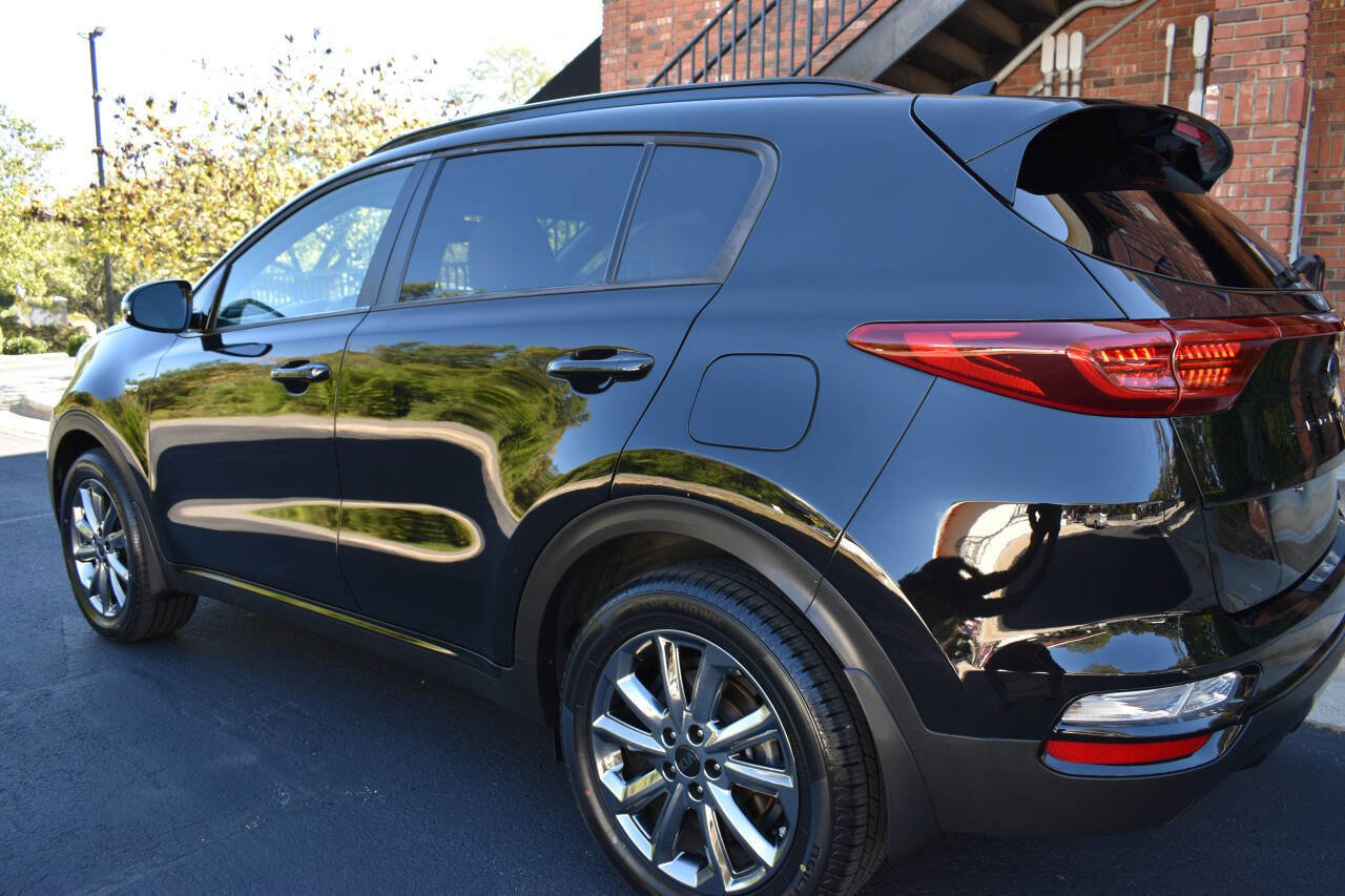 Used 2022 Kia Sportage Nightfall Edition w/ Nighfall AWD Premium Package image 31