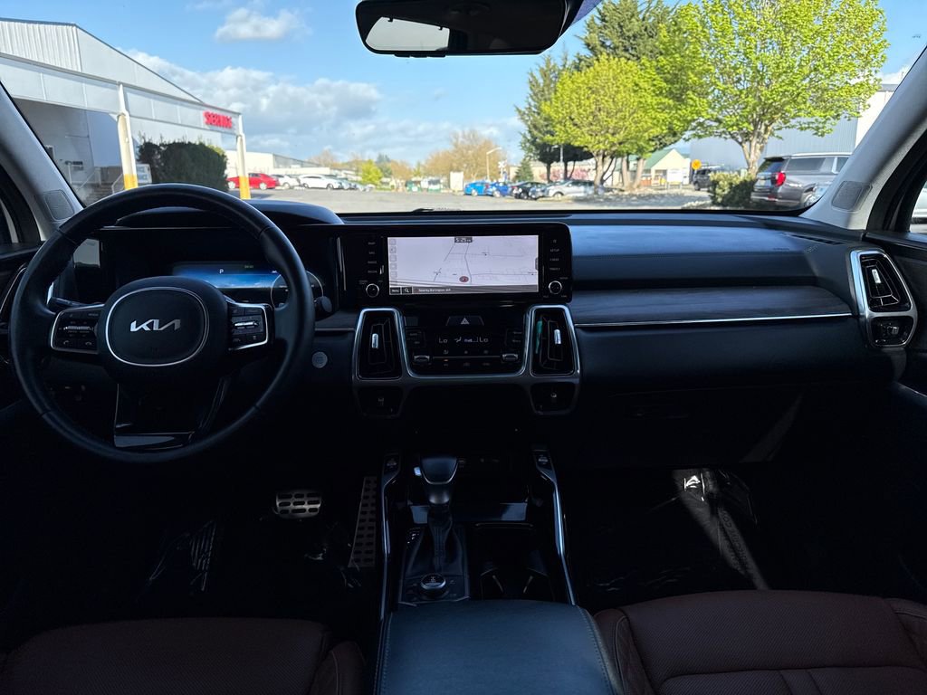 Certified 2023 Kia Sorento SX Prestige AWD/4WD image 22