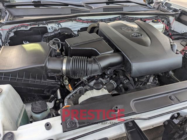 Used 2019 Toyota Tacoma TRD Off-Road image 29