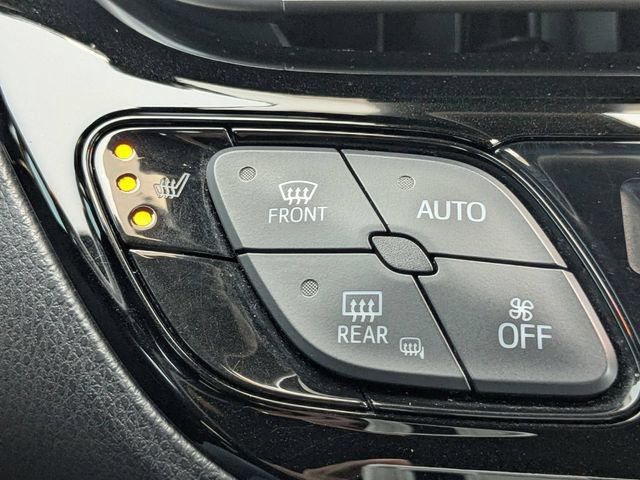 Used 2019 Toyota C-HR Limited FWD image 23
