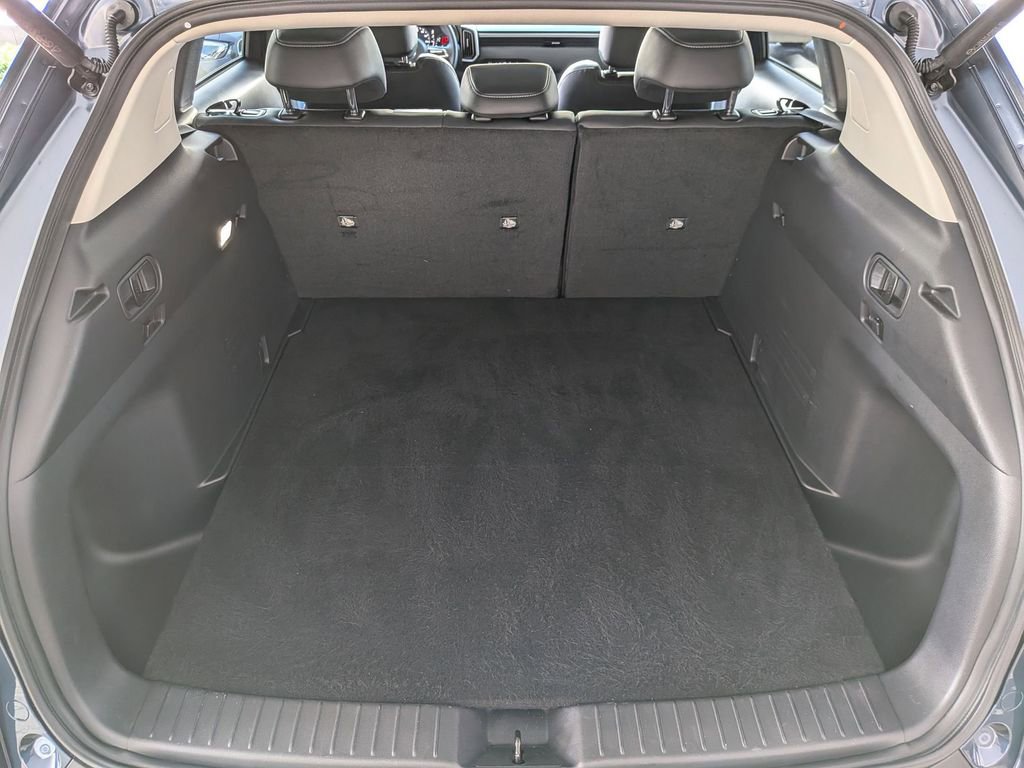 Used 2025 MAZDA CX-50 AWD 2.5 S w/ Premium Package image 7