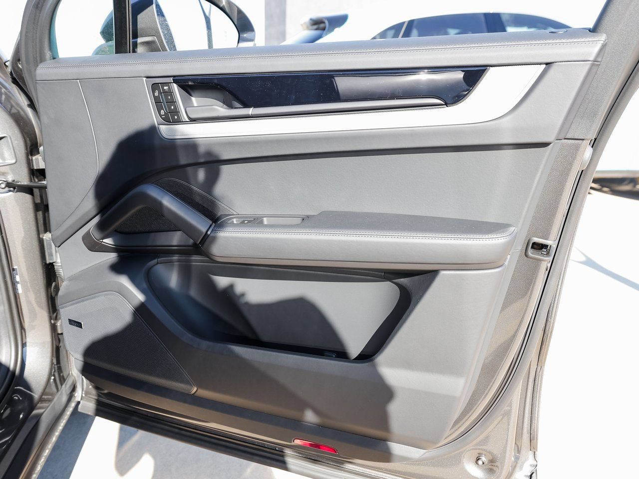 New 2026 Porsche Cayenne E-Hybrid AWD/4WD image 26