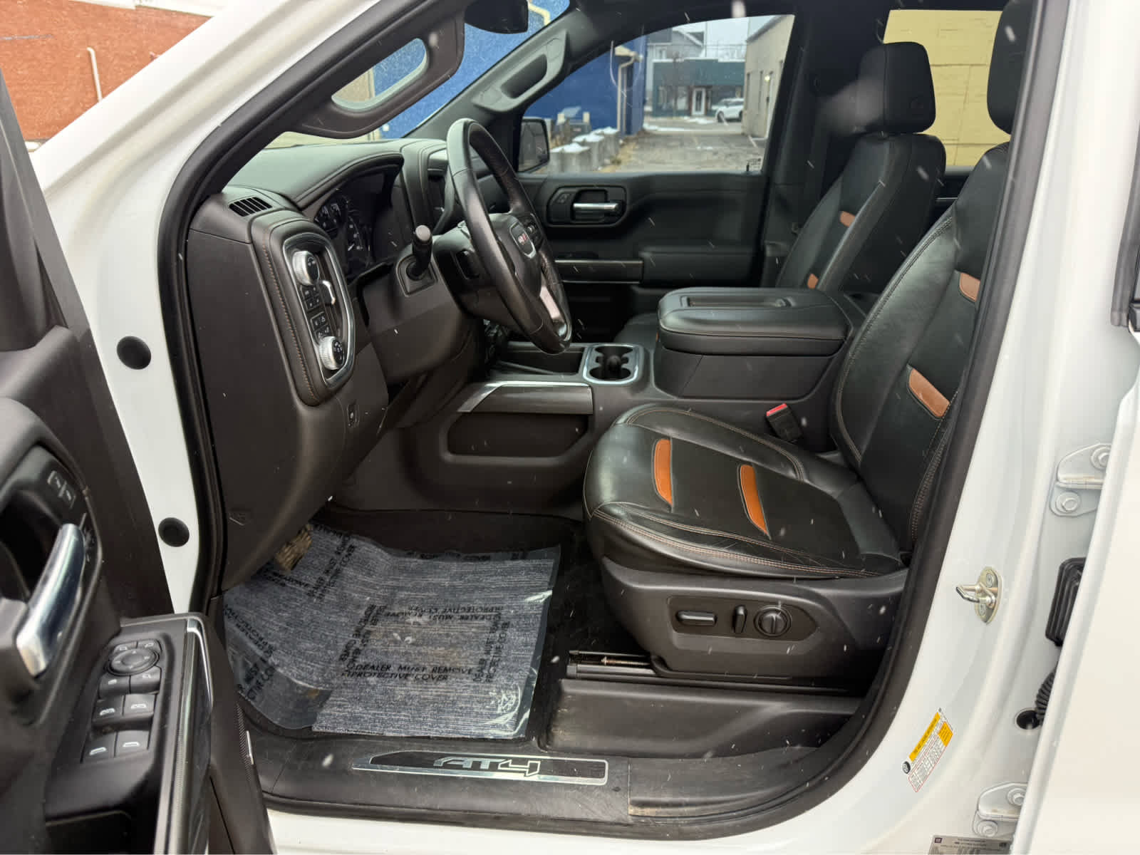 Used 2020 GMC Sierra 1500 AT4 w/ AT4 Premium Package image 13