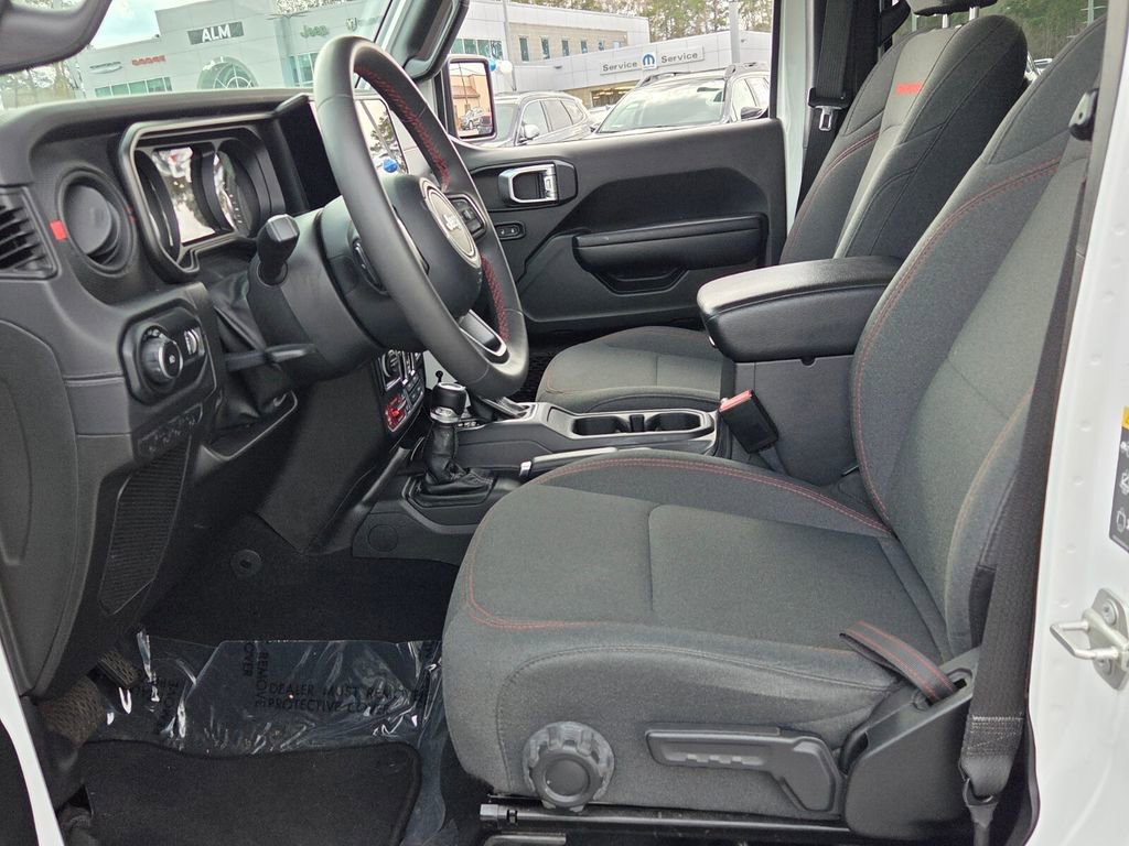 Used 2024 Jeep Wrangler Unlimited Rubicon image 5