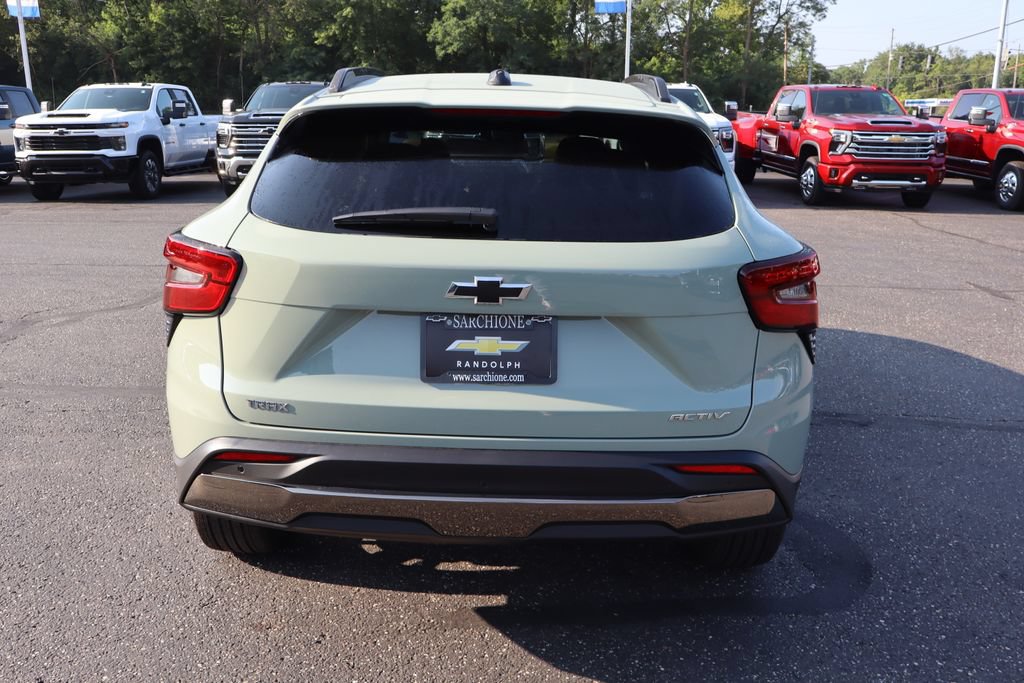 New 2026 Chevrolet Trax ACTIV w/ Sunroof Package FWD image 28