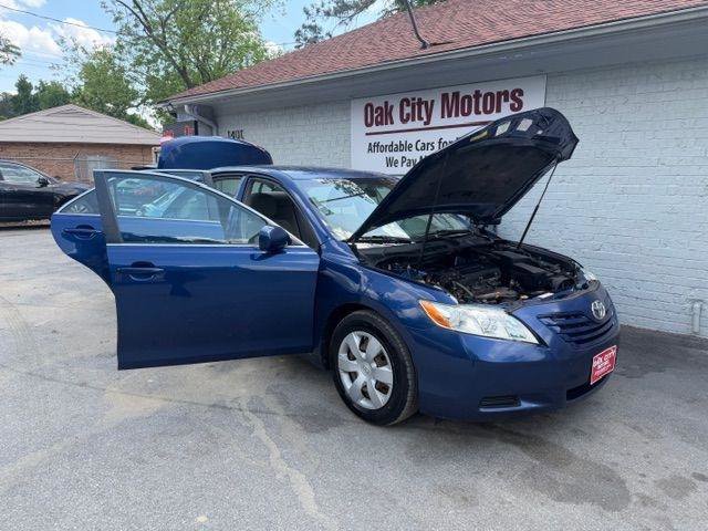Used 2007 Toyota Camry XLE FWD image 9