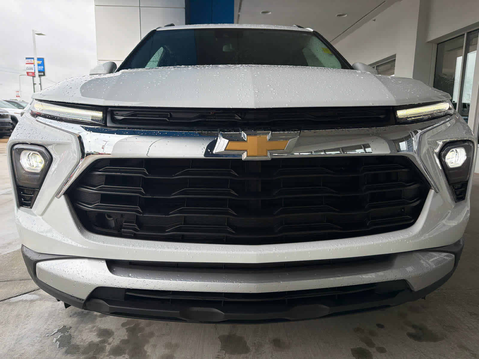 Used 2024 Chevrolet TrailBlazer LT AWD/4WD image 11