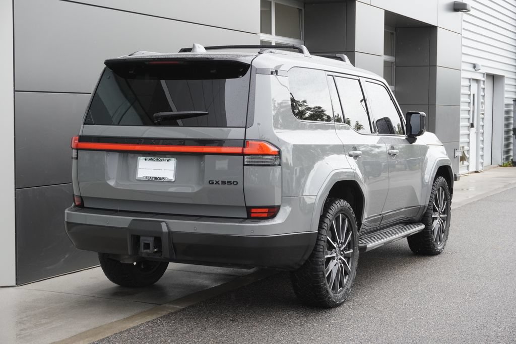 Used 2024 Lexus GX 550 w/ Accessory Package (Z1) AWD/4WD image 2