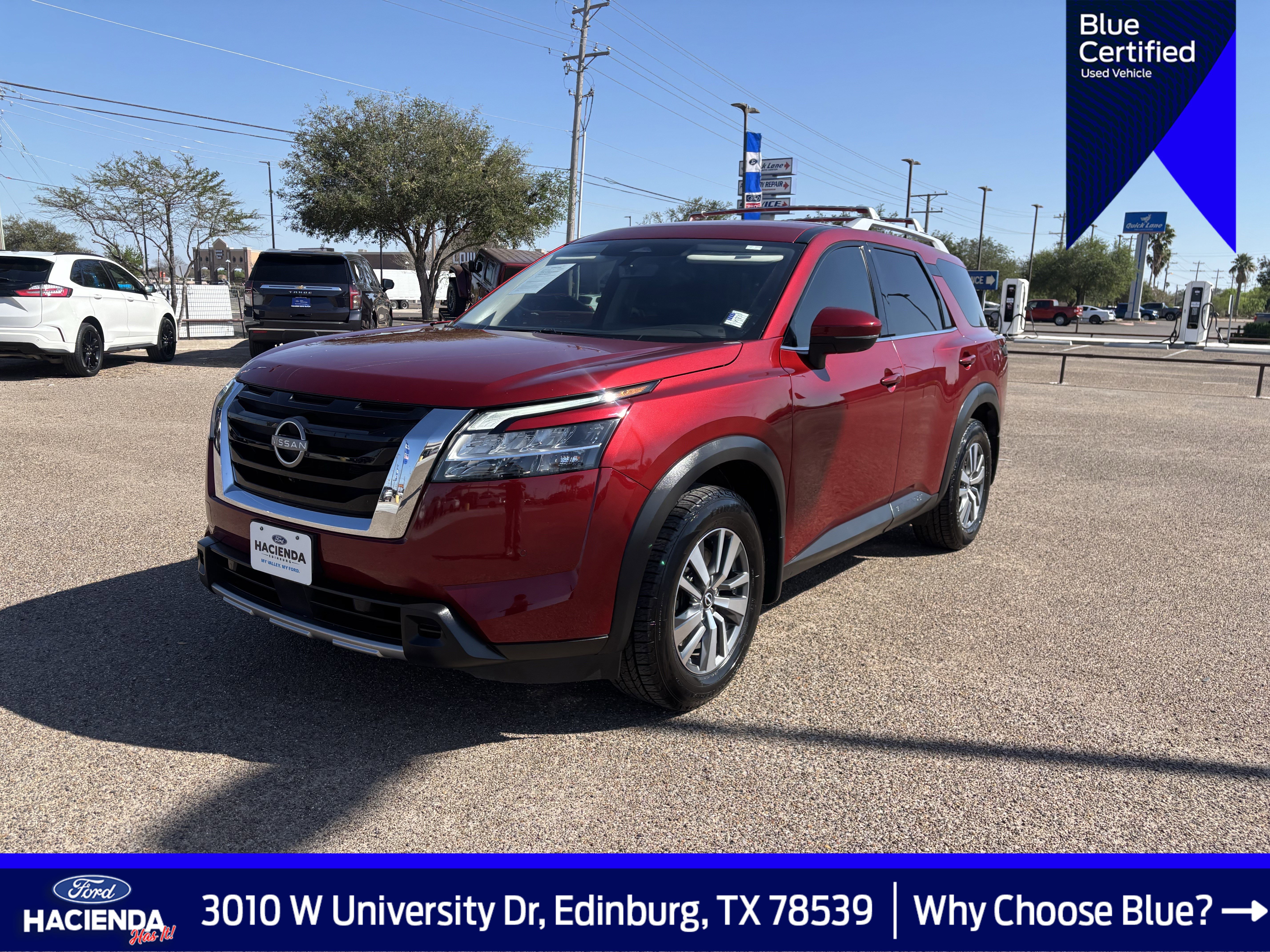 Used 2023 Nissan Pathfinder SL FWD image 1