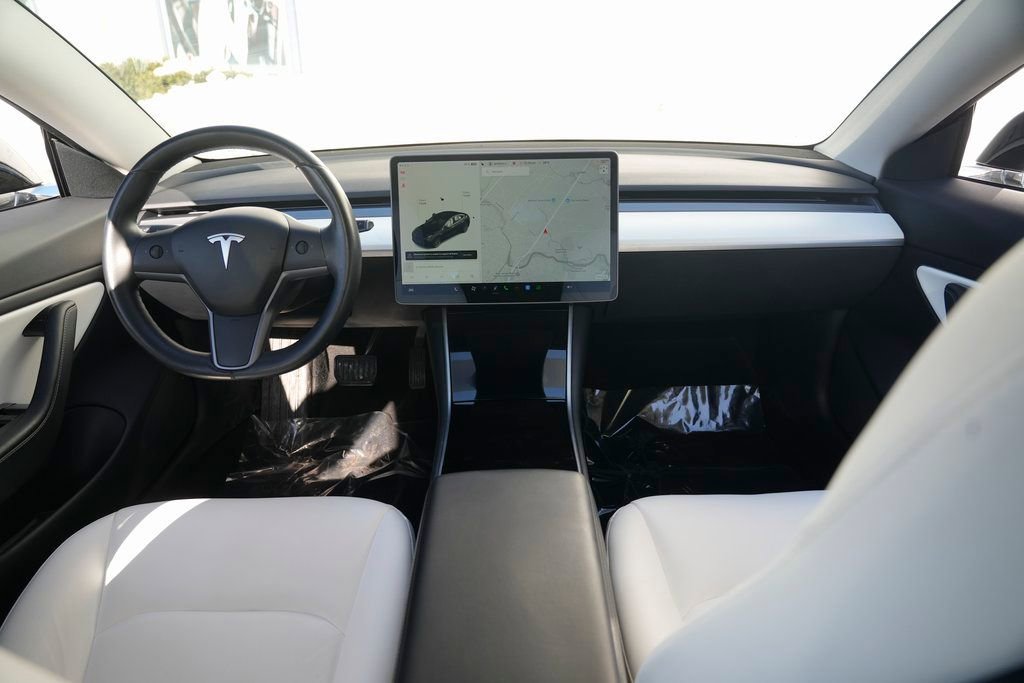 Used 2018 Tesla Model 3 Performance image 36