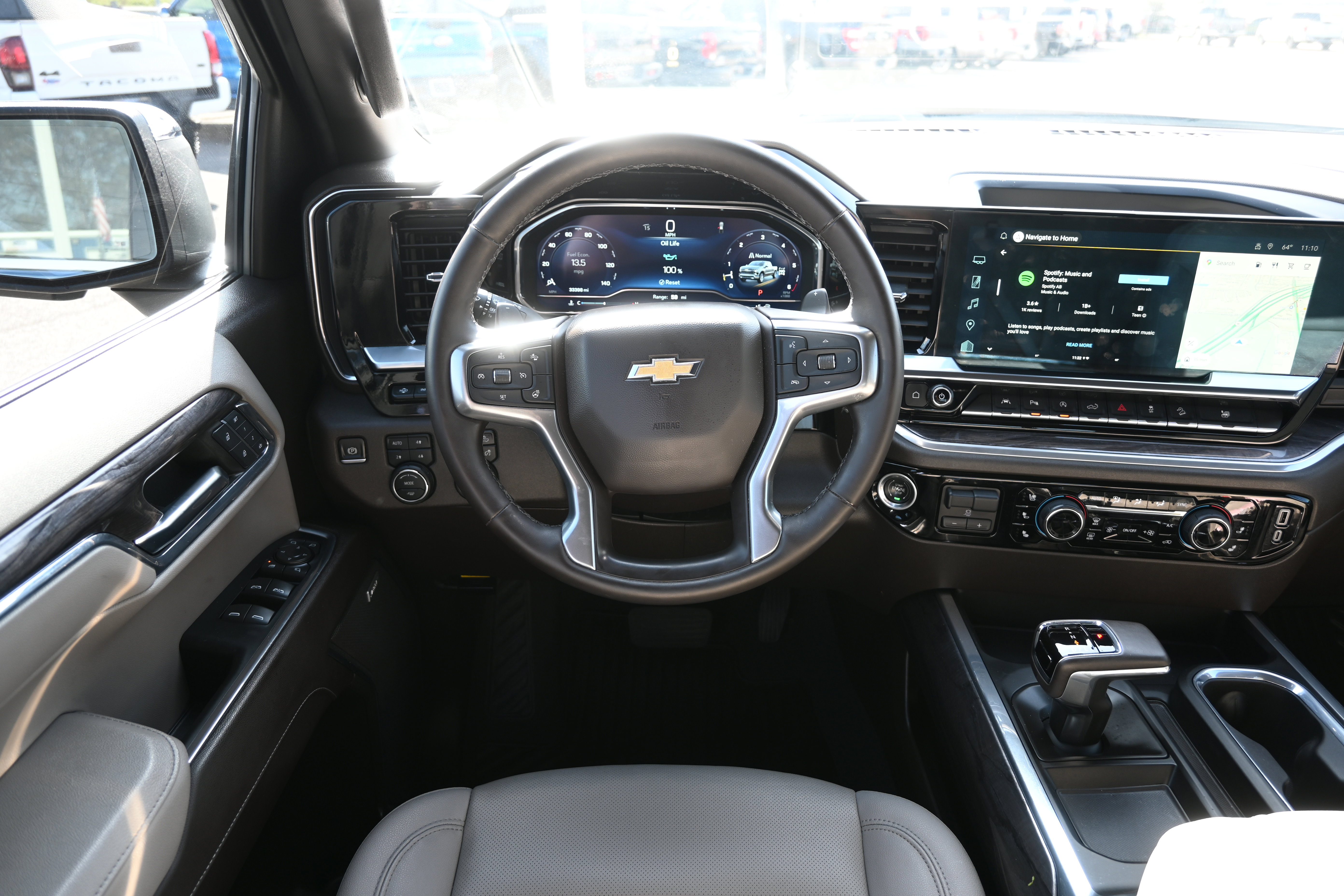 Used 2024 Chevrolet Silverado 1500 LTZ w/ Technology Package image 34