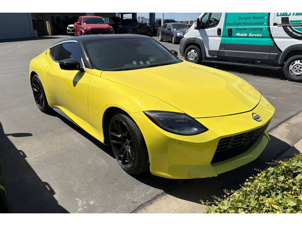 Used 2024 Nissan Z Sport w/ Floor Mat Package RWD image 2