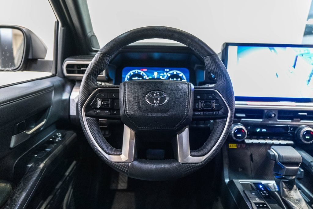 Used 2024 Toyota Tacoma 4x4 Double Cab Hybrid image 19