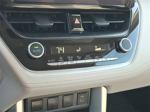 Certified 2025 Toyota Corolla Cross LE image 15