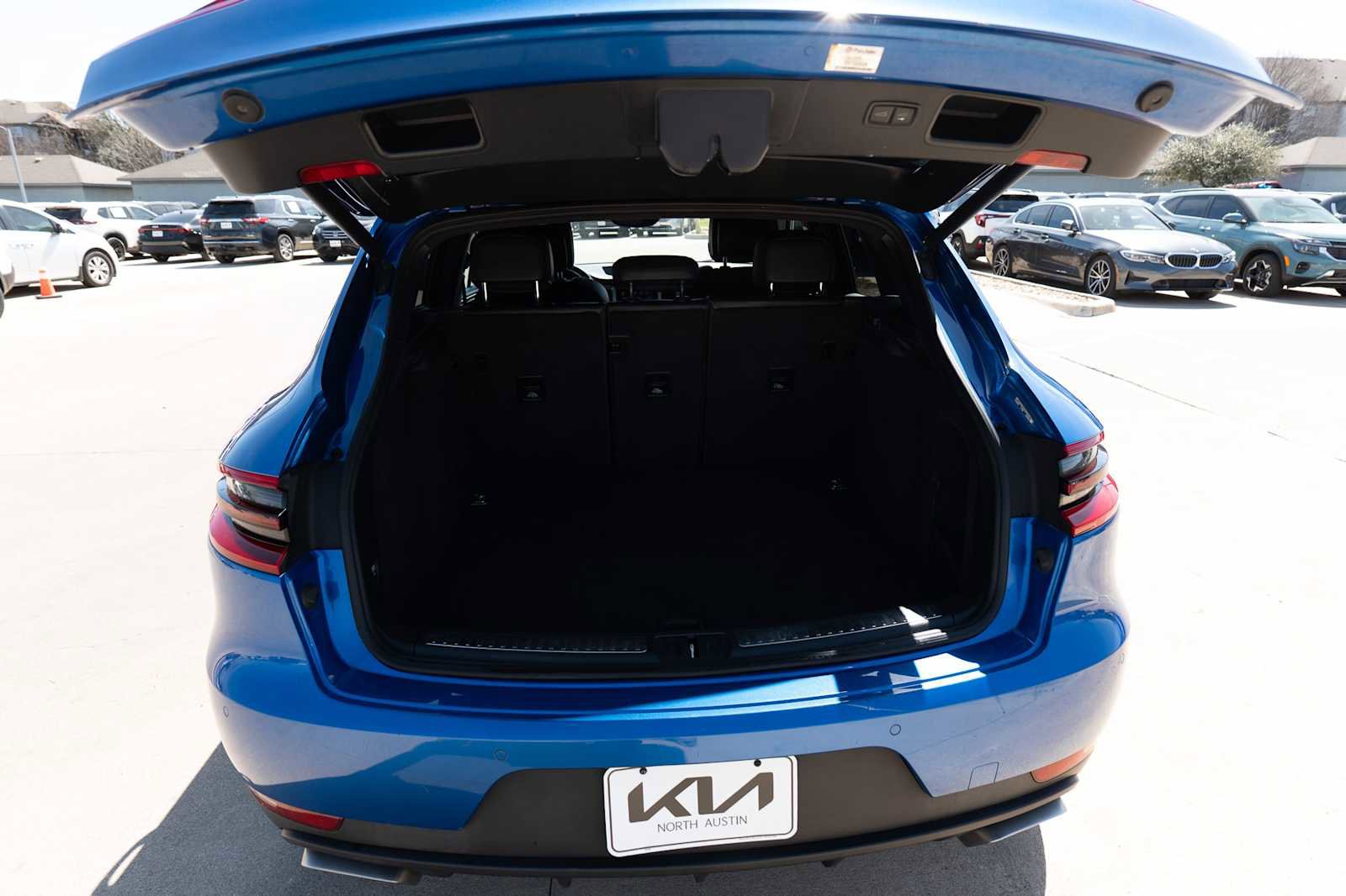 Used 2017 Porsche Macan image 30