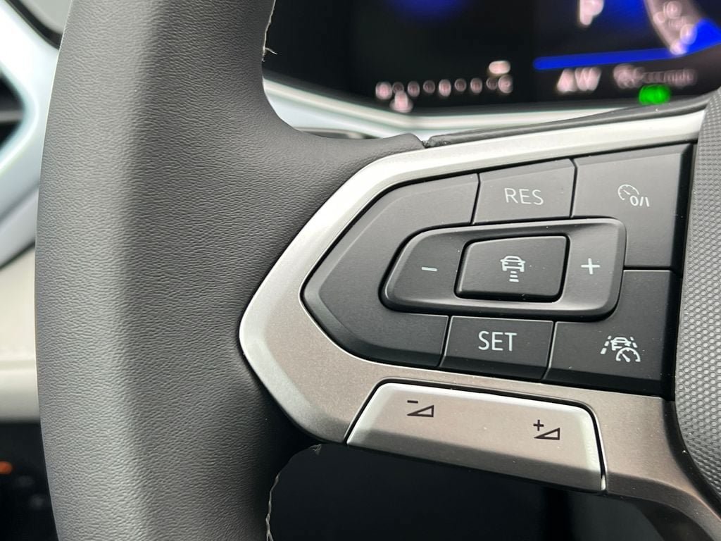 New 2026 Volkswagen Taos SE AWD/4WD image 19