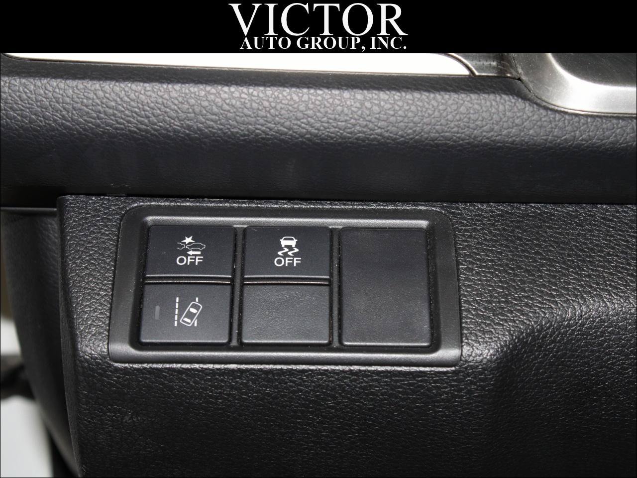 Used 2019 Honda Civic EX-L image 18