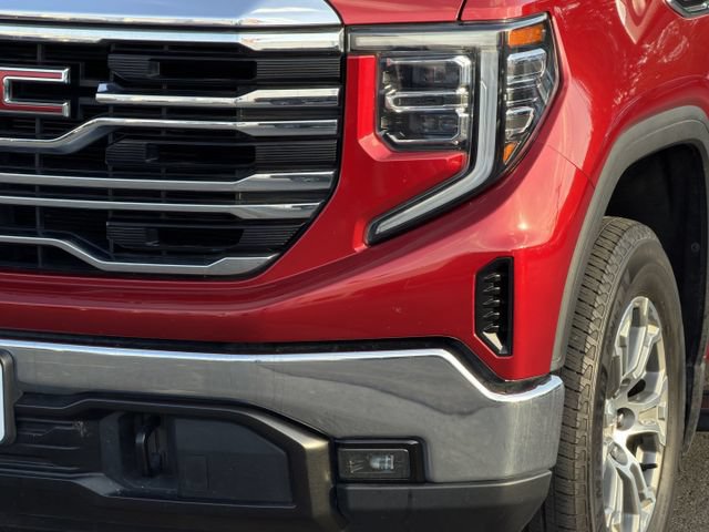 Used 2024 GMC Sierra 1500 SLT AWD/4WD image 11