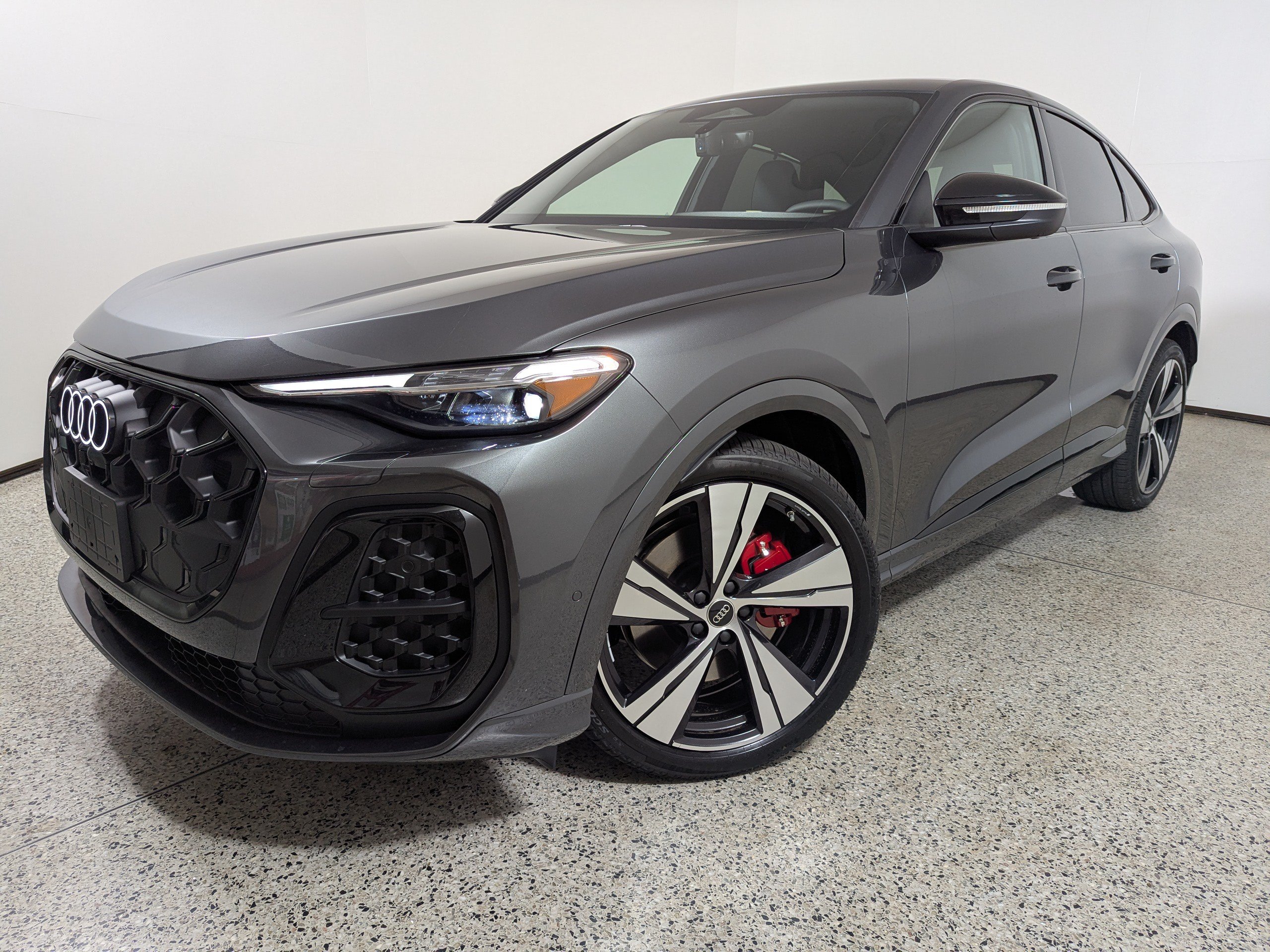 New 2026 Audi SQ5 Premium Plus AWD/4WD image 18