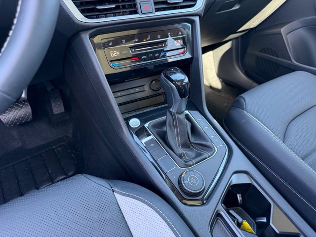 New 2027 Volkswagen Taos SEL AWD/4WD image 13