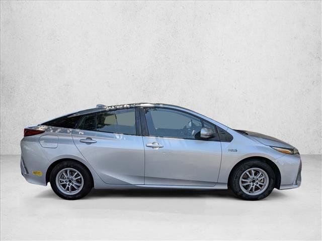 Used 2022 Toyota Prius Prime XLE FWD video 4
